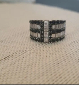 Beautiful Silver Lia Sophia Ring - Picture 1 of 3