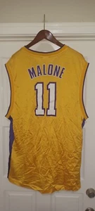 Karl Malone #11 Los Angeles Lakers NBA Team Reebok Basketball Jersey Mens Sz XL - Picture 1 of 4