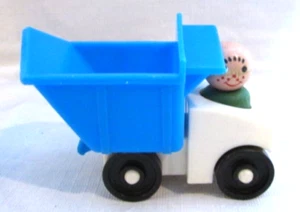 Camión de volteo Fisher-Price Little People con persona de madera - Imagen 1 de 5