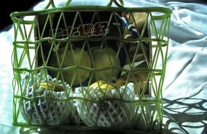 35mm Vintage Slide, Fruit in a Shopping Basket, HONG KONG - A85 - Picture 1 of 1