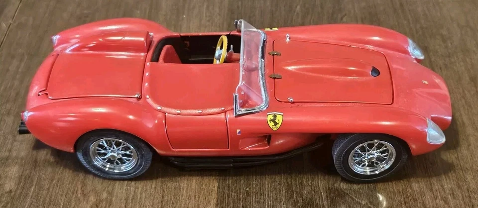 Danbury Mint 1958 Ferrari 250 Testa Rossa ~ ED133 - Image 1 of 4