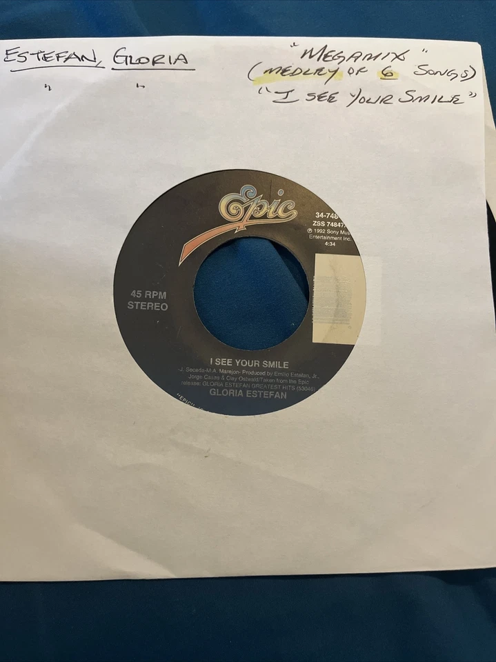 GLORIA ESTEFAN I See Your Smile EPIC 34-74847 NM 45rpm - Image 1 of 1