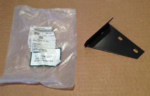 GENUINE LAND ROVER GUSSET LH ASR 1117 - Picture 1 of 1