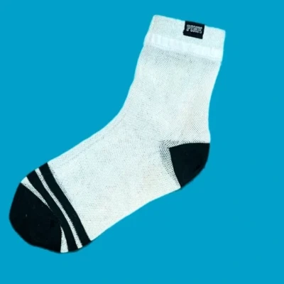 Calcetines tobilleros extendidos ROSA Victorias Secret talla única gris metálico blanco negro Foto 1 de 4