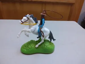 1993 BRITAINS WILD WEST POWER RIDER WESTERN COWBOY & HORSE FRICTION TOY - Picture 1 of 5