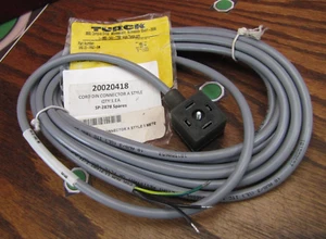 Turck Cordset 5m Hookup cable Din connector A style 120vac VAS 22-E653-5M - Picture 1 of 4