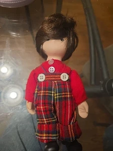 House of Lloyd Erbstück Porzellanpuppe 8 Zoll - Bild 1 von 1