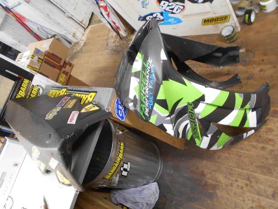 Juego de carenado de carreras de fibra de vidrio Kawasaki Ninja Zx10r 2011-15 kit superior e inferior Foto 1 de 4