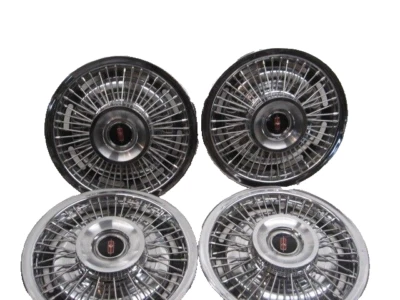 Juego 4 cubiertas de rueda de alambre Oldsmobile Olds Starfire F-85 Cutlass 1968 14" Foto 1 de 4