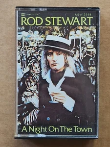 ROD STEWART - A NIGHT ON THE TOWN - cassette - excellent - Picture 1 of 2