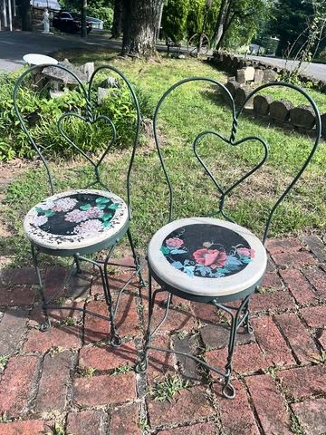 Vintage/Antique Green Ice Cream Chairs Metal Seat Artist Painted  Unique Flowers Cover