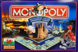 Monopoly Wales-Cymru Edition by Winning Moves Vintage 2000 (8yrs+) - Complete - Picture 1 of 17