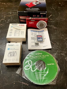 Sanyo VPC T1496 14.0MP 5x Zoom Digital Camera Red, NEW Battery, 8GB SD-TESTED! - Picture 1 of 9