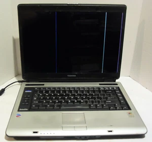 Toshiba Satellite A105-S361 15.4'' Notebook (Intel Pentium M 2GHz 1GB) AS IS - Picture 1 of 8