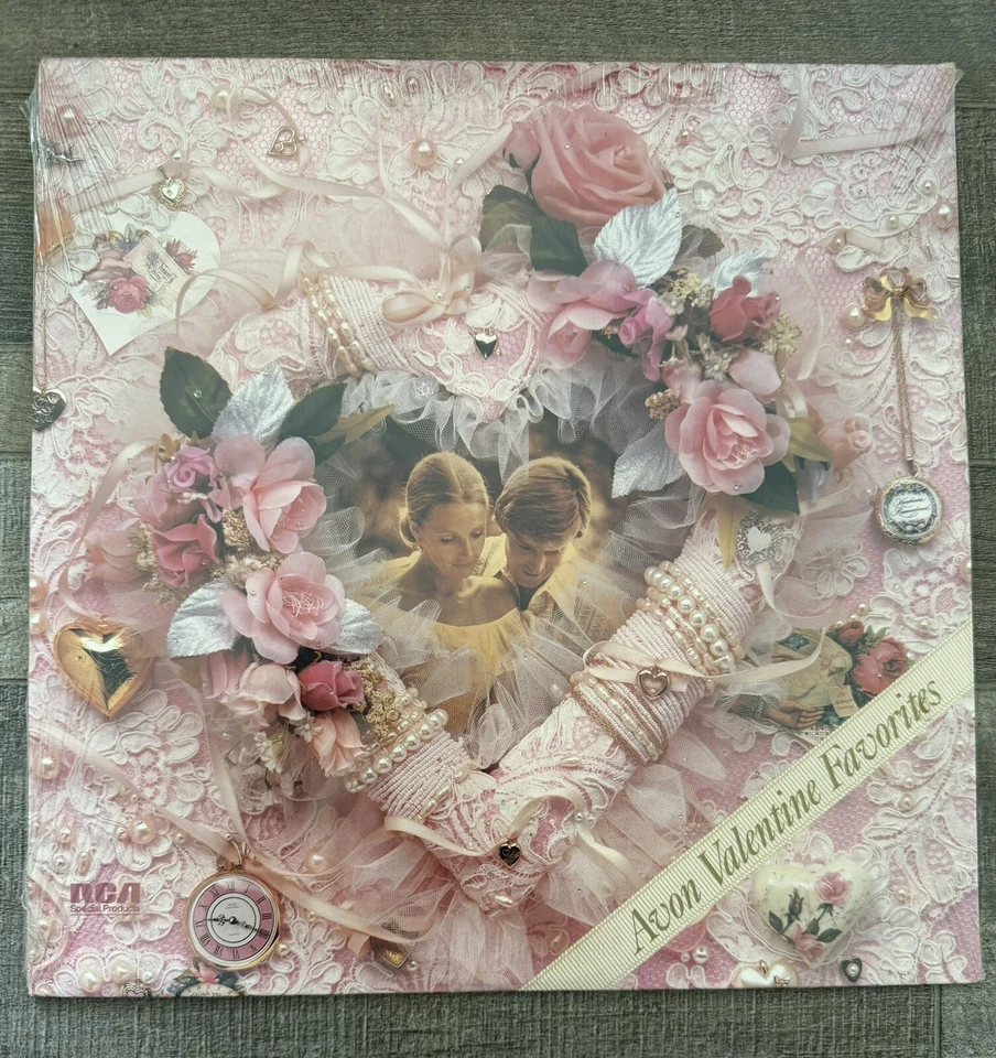 Christmas Gift Favorites Vinyl Album Elvis Presley Kenny Rogers NEW VINTAGE!!!!! - Image 1 of 2