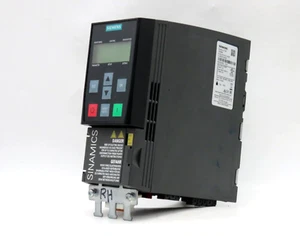 Siemens 6SL3210-1KE11-8UB2 SINAMICS G120C 0.55KW Inverter Drive 3P w/ Controller - Picture 1 of 8