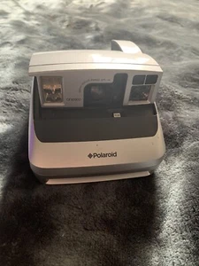 Polaroid One 600 Ultra Classic Instant Film Camera Silver - Picture 1 of 8