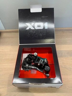 NEW SRAM X01 11s Rear Derailleur Carbon Cage Black/Green New - Image 1 of 4