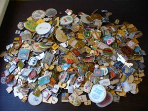 Distintivo spilla smalto lotto di 50 pezzi. Collezione Unione Sovietica Temi Vari URSS - Foto 1 di 2