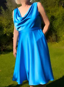 festliches Damenkleid von Vera Mont Größe 44. Einmal getragen - Bild 1 von 3