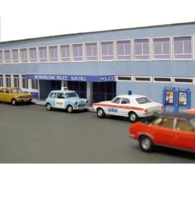 Kingsway, 00 scale, Sun Hill Police station / Hospital, ** ready made**.