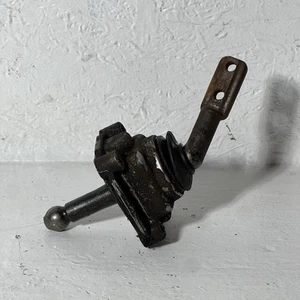 03-07 Ford 6.0L ZF S6-750 Zf6 Manual Transmission Shifter Housing Tower Base - Picture 1 of 4