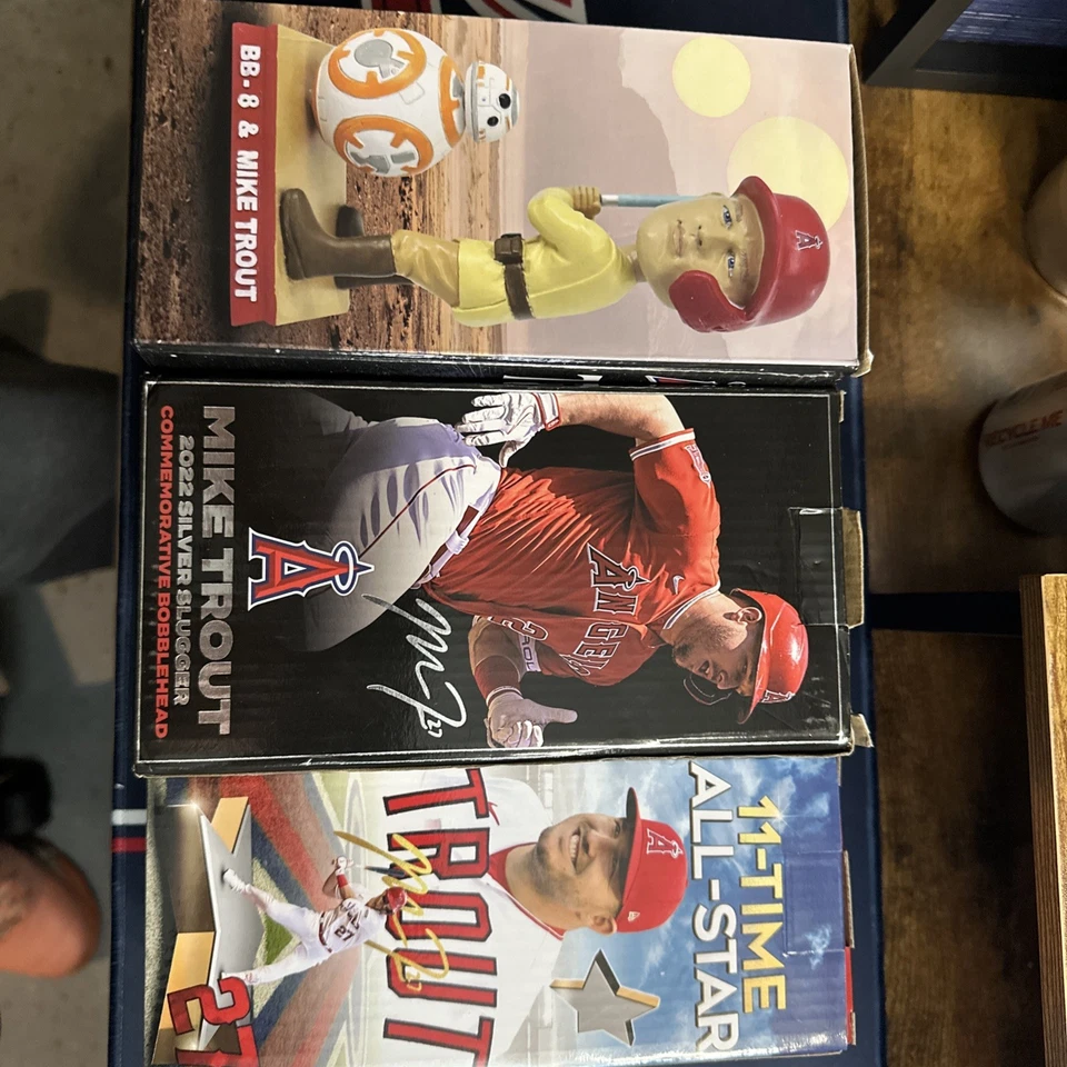 Mike Trout Bobblehead SGA Lote de 3 Foto 1 de 4