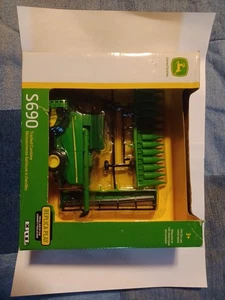 1/64 John Deere S690 Combine w/ Front Tracks Toy by Ertl #45511 - LP53303 - Picture 1 of 8