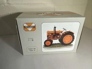 Universal Hobbies Vendeuvre Super BB Type 31 Tractor Model 1:16 Scale Mint Boxed - Picture 1 of 10