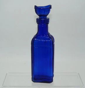 Vintage Cobalt Blue John Wyeth Eyewash 8" Glass Bottle w/ Plastic Eye Cup Top - Picture 1 of 8