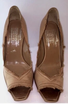 Pedro Garcia Puntera Cuadrada Satén Peep Toe Stiletto Hecho en España Talla 6.5 Champagne Foto 1 de 4