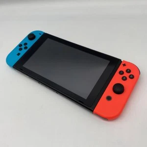 Consola portátil Nintendo Switch Tablet con Joyconb rojo azul funcionando probada - Imagen 1 de 8