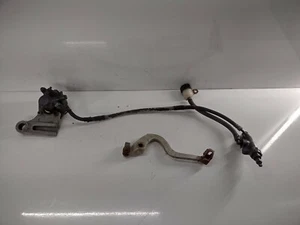 87 Kawasaki KX125 KX 125 1987 pinza freno trasero soporte línea cilindro - Imagen 1 de 9