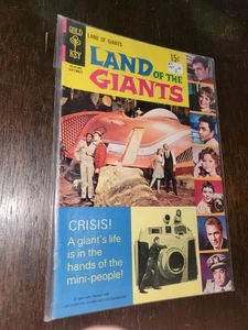 Land Of The Giants #5 ~ Gold Key Comic ~ TV Science Fiction 1969 Rare Comic Book - Bild 1 von 6