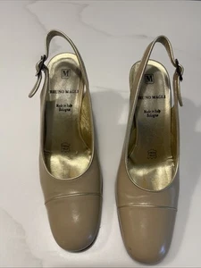 Classic, Bruno Magli Cream  Slingback pumps, Size 5.5 Leather Block Heel Vintage - Picture 1 of 13