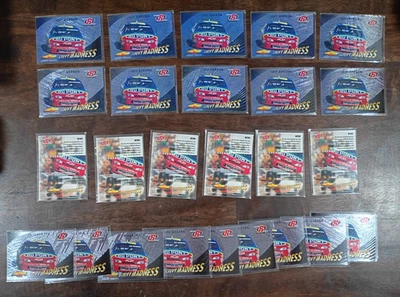 LOT OF 25- 1997 JEFF GORDON RACERS CHOICE CHEVY MADNESS  CARDS #7 - BV $250 - Image 1 of 4
