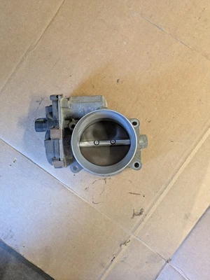 OEM GM LS CUERPO DEL ACELERADOR GEN IV RME87 4 PERNOS 87 MM ACCIONAMIENTO POR CABLE Foto 1 de 4