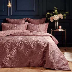 Kensington Velvet 3 Piece Bed Set in 7 colours - Picture 1 of 31