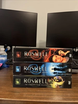 ROSWELL - The Complete TV Series All Seasons 1-3 DVD Box Sets - Image 1 of 4