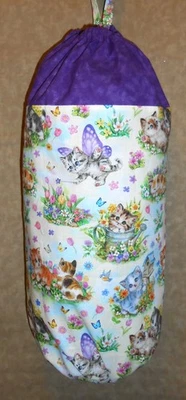 Dispensador de bolsas de plástico para gatitos y tulipanes gatos mascotas trapos de comestibles hechos a mano Foto 1 de 2