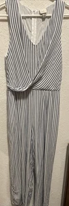 Mono moderno para mujer A New Day blanco con rayas grises talla pequeña - Imagen 1 de 11