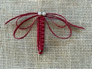 Vintage Plastic Lacing Cord Safety Pin Crafts DRAGONFLY Lapel Pin Brooch * Red - Picture 1 of 3