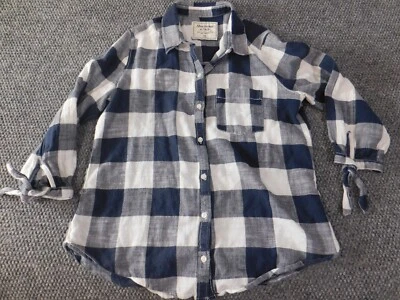 Blusa mujer Abercrombie & Fitch azul medio clásica a cuadros abotonada Foto 1 de 4