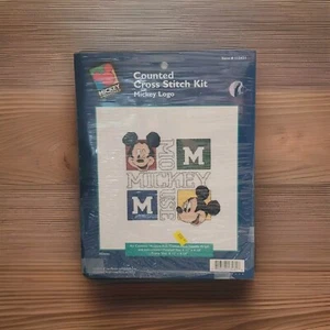 Kit de punto de cruz con logotipo de Mickey Mouse Mickey ilimitado ENVÍO GRATUITO - Imagen 1 de 2