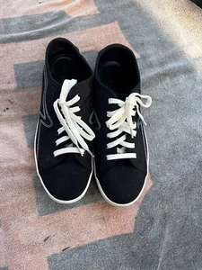 Rag & Bone Low Top Canvas Sneaker Round Toe Black and White Shoe - Picture 1 of 8