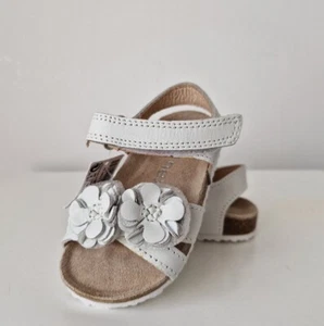 Baby Girl NEXT White Summer Sandals With Flowers UK Size 3 19cm - Picture 1 of 8