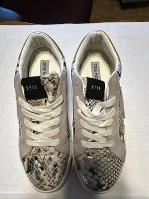 Steve Madden NY90 Women's Size 7.5 Ivory Black Snakeskin Low Top Sneakers. New. - Image 1 of 4