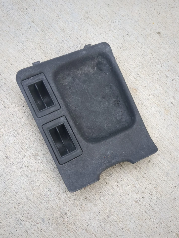 96-00 Toyota RAV4 Consola Central Bandeja de Almacenamiento de Monedas Inserto PANEL DE CUBIERTA Gris OEM Foto 1 de 3