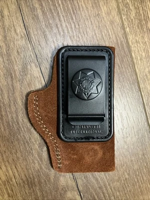 Bianchi 枪皮革手枪皮套柔软棕色皮革皮带夹 4.5 英寸高 — 第 1/4 张图片