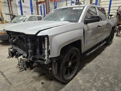 14 - 19 CHEVROLET SILVERADO 1500 Coolant Resivor E873392 Foto 1 de 4